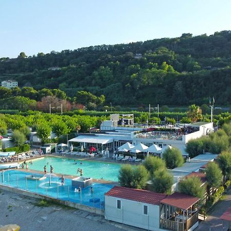 Girasole Eco Family Village Marina Palmense Bagian luar foto