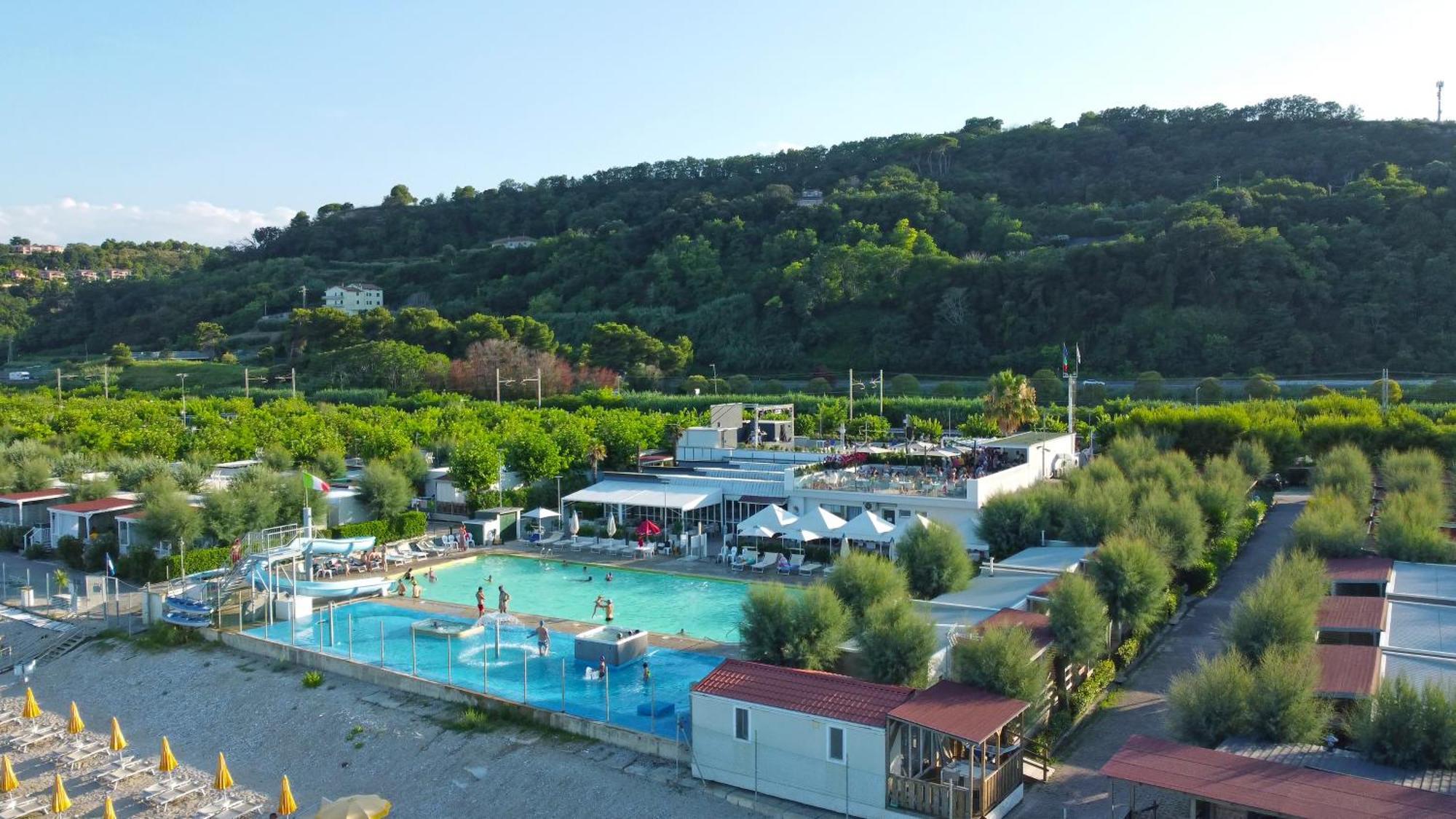 Girasole Eco Family Village Marina Palmense Bagian luar foto