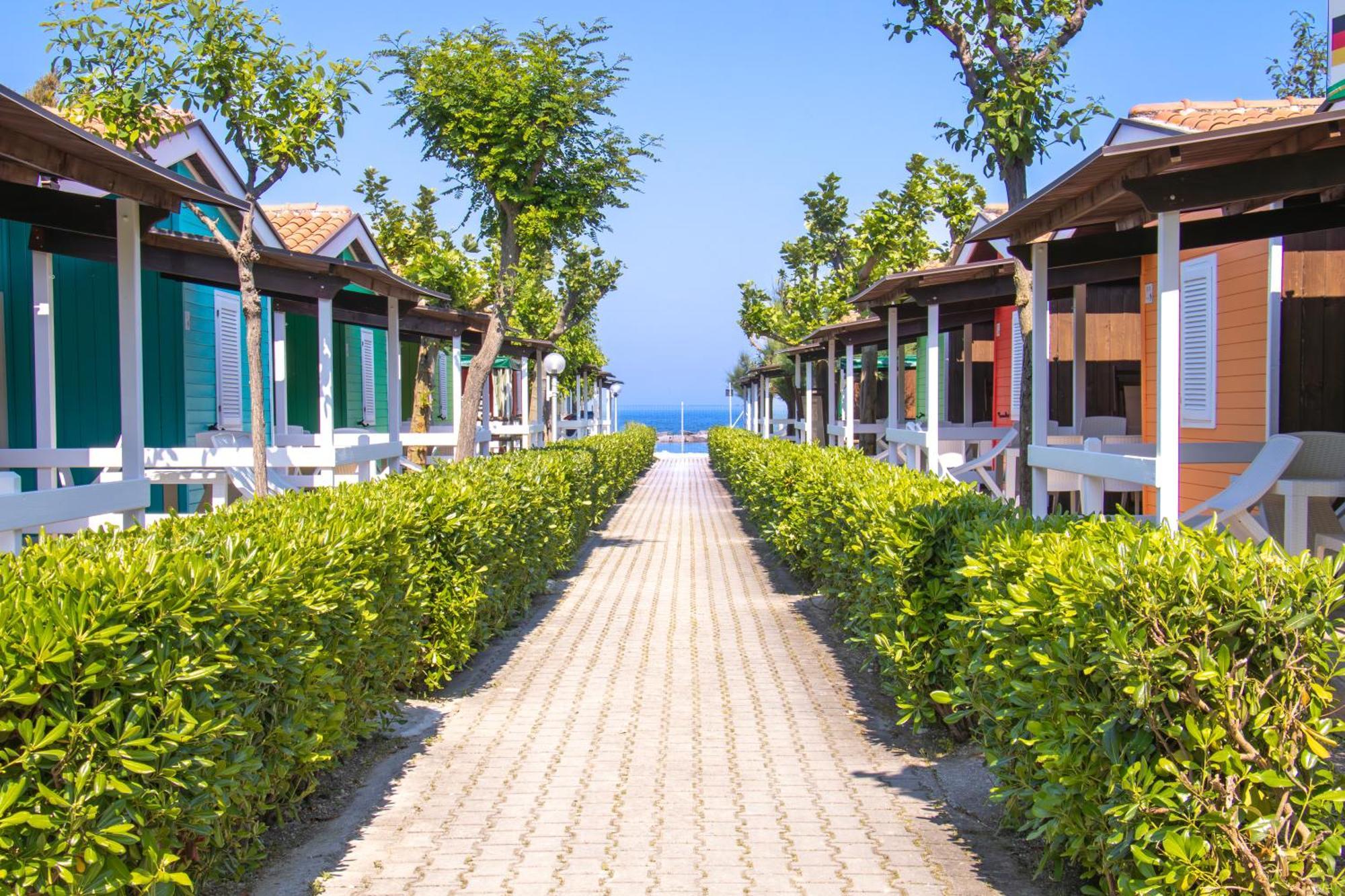 Girasole Eco Family Village Marina Palmense Bagian luar foto